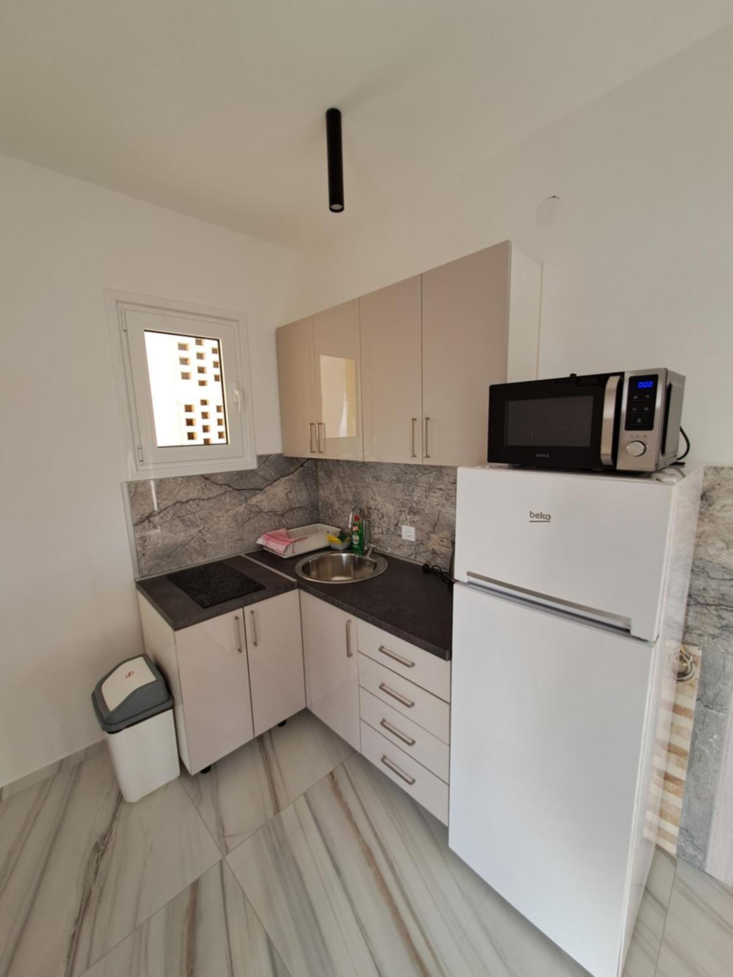 Apartments Miles Утьеха Экстерьер фото
