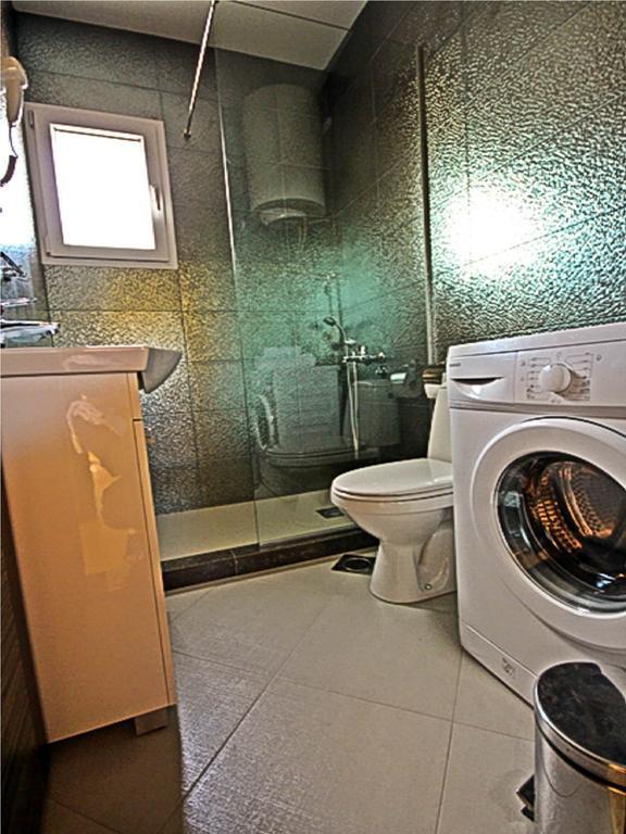 Apartments Miles Утьеха Экстерьер фото